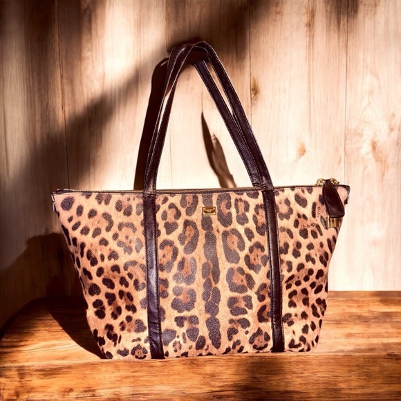 Dolce & Gabbana Handbags - Dolce & Gabbana Miss Escape Leopard Print Tote